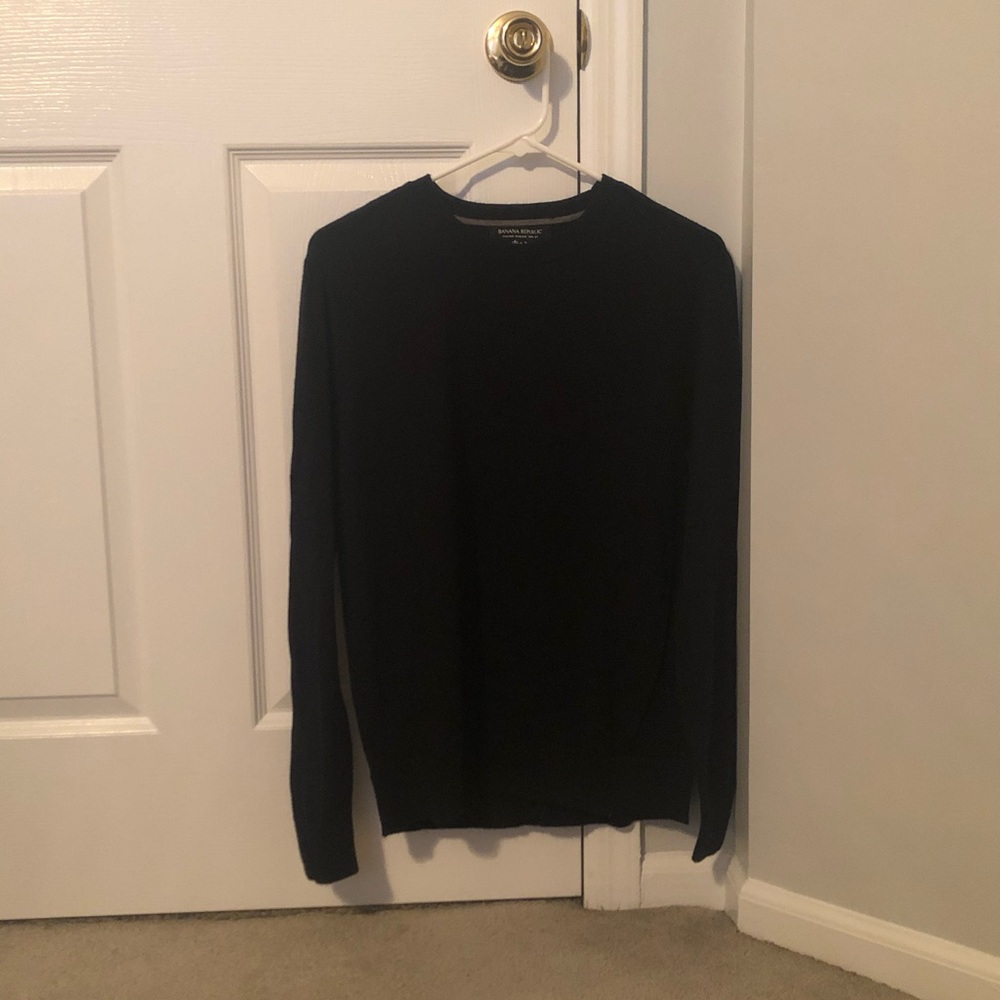 Banana Republic Men’s Sweater. Navy. 100% Wool